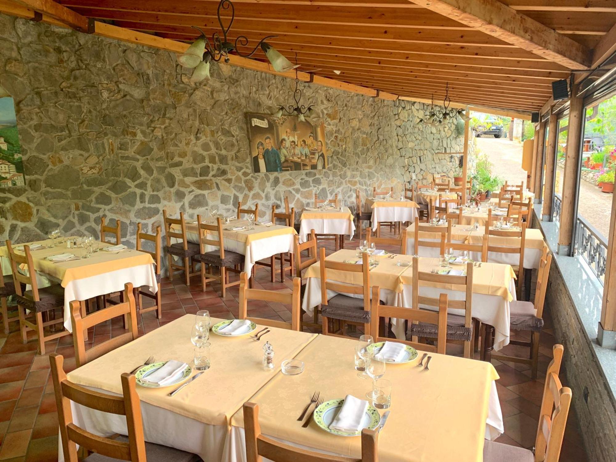 La Favorita Apricale B&B & Ristorante Dış mekan fotoğraf