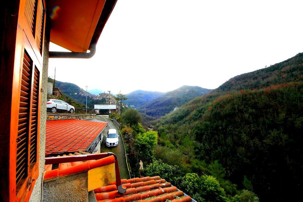 La Favorita Apricale B&B & Ristorante Oda fotoğraf