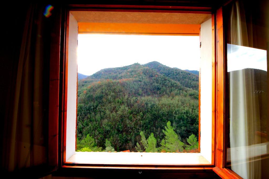 La Favorita Apricale B&B & Ristorante Oda fotoğraf