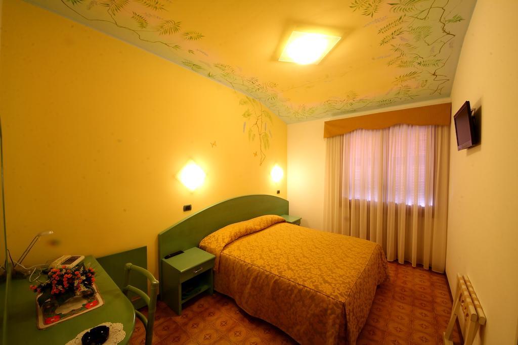 La Favorita Apricale B&B & Ristorante Oda fotoğraf